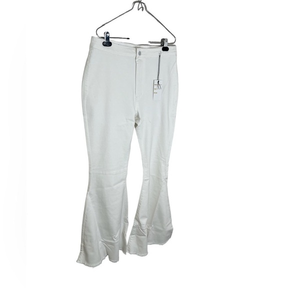 Home Folk Waco Women's Western High Rise
Flares In Ivory - Picture 4 of 13